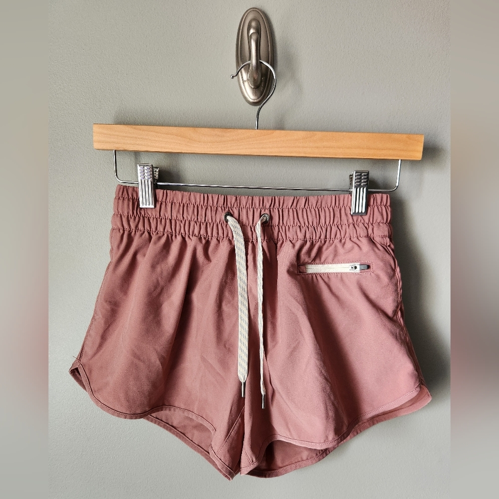 Vuori Women's Athletic Shorts in Dusty Rose